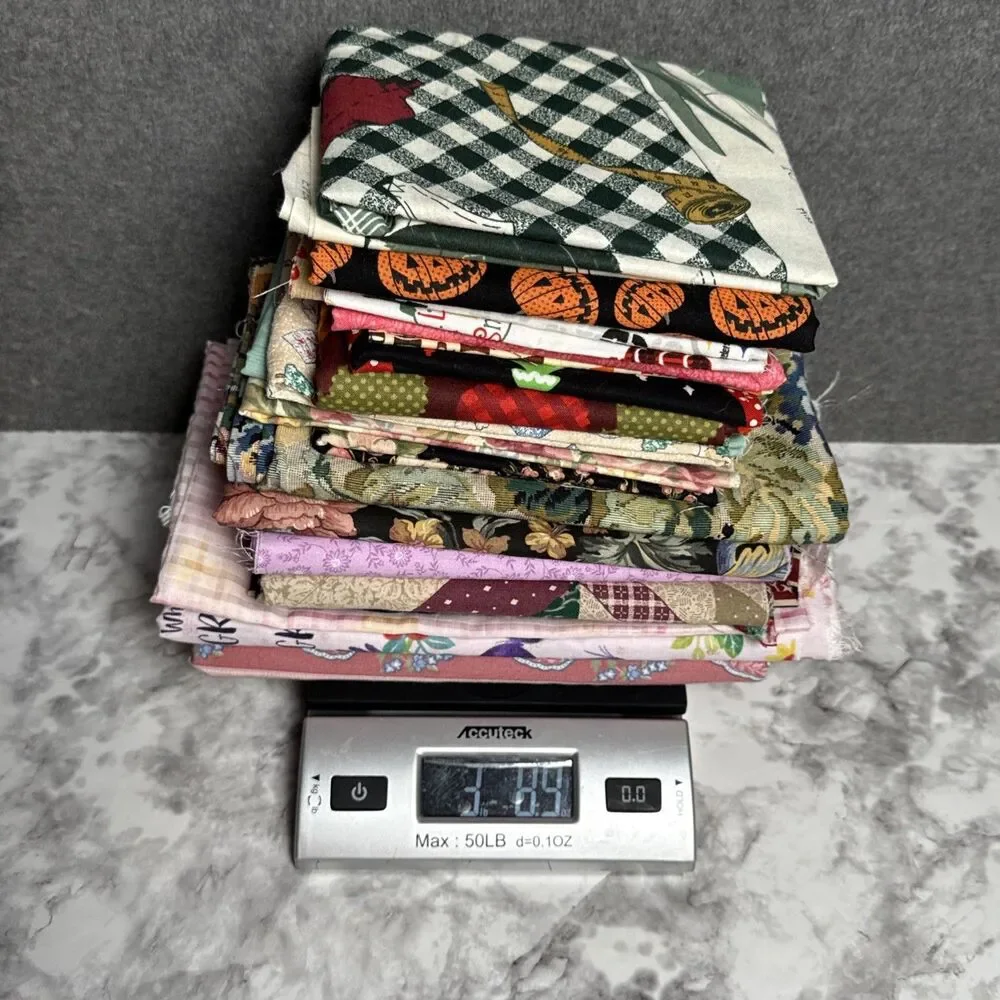 Fabric Scraps Lot Thanksgiving Floral Christmas Steelers Quilt Halloween 3.9 Lbs